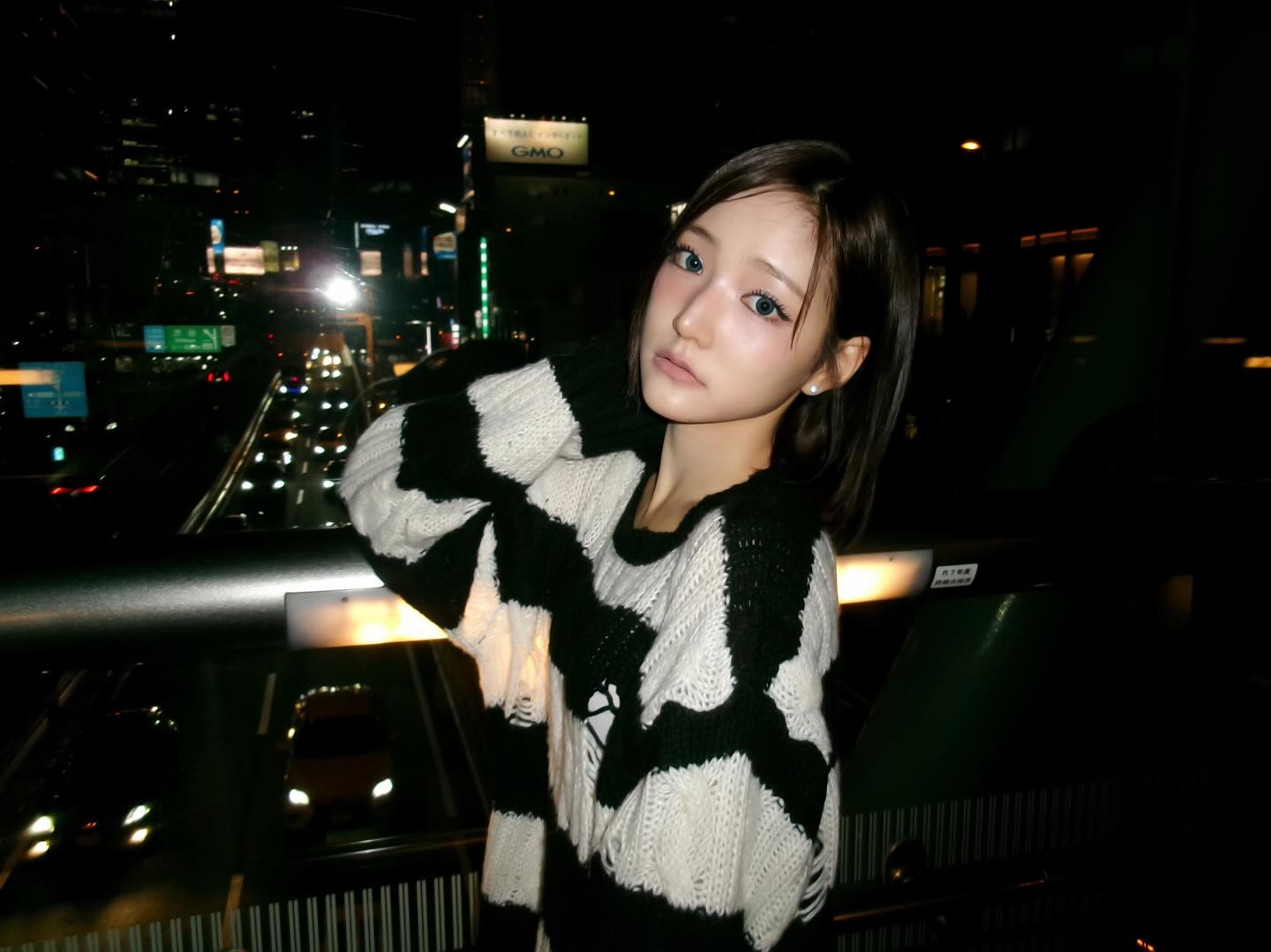 키키 지유 그레이 렌즈